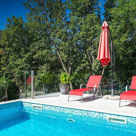 Perla Holiday home *